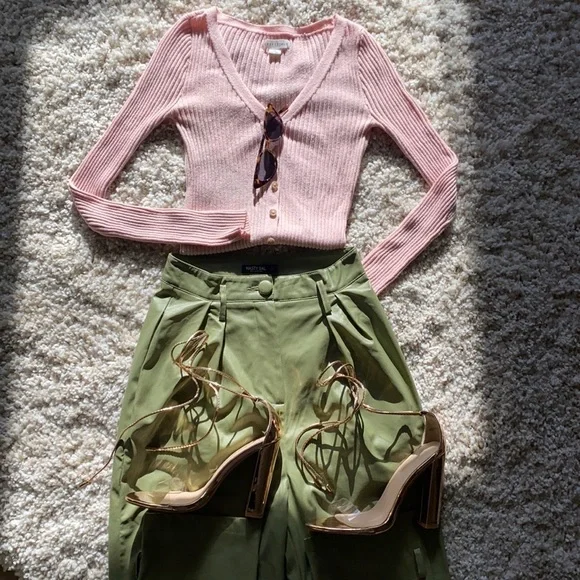 LULU’S ROSE GOLD HEELS! - Picture 8 of 8